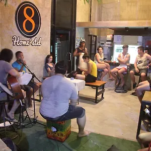  Ostello 8 Homestel